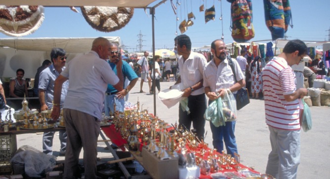 Beersheva Bedouin Market. Photo courtesy of Israel Tourism Ministry