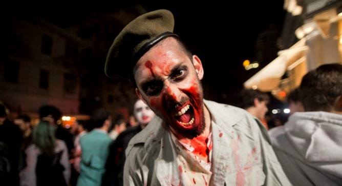 Zombie heaven – Tel Aviv turns ghoulish on the annual Zombie walk. Photo by Flash90.