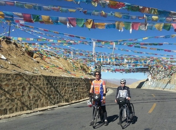 Daniel Moores and Abraham Cohen took on the highest road in the world to raise funds for Nepali communities. (Photo from the Everest Cycling Marathon indiegogo page.)