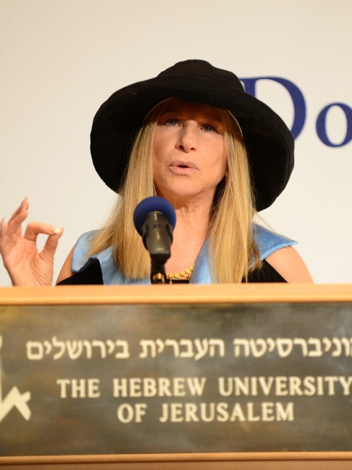 Barbra Streisand delivers her acceptance speech after receiving an honorary doctorate from the Hebrew University of Jerusalem. (Credit: Alexi Rosenfeld, AJR Photography)