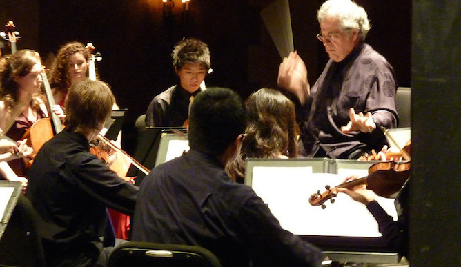 Perlman enjoys working with budding musicians.