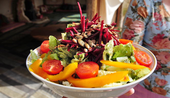 Fresh salad with everything. Photo by www.shutterstock.com