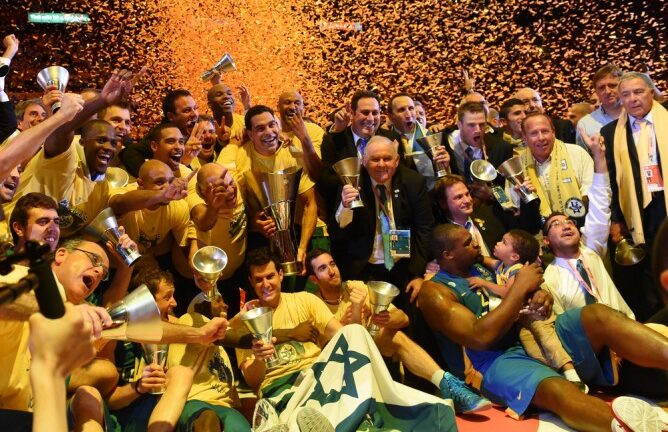 Blatt led Maccabi Tel Aviv to a stunning upset of Real Madrid in this year's Euroleague championship. (Shutterstock)