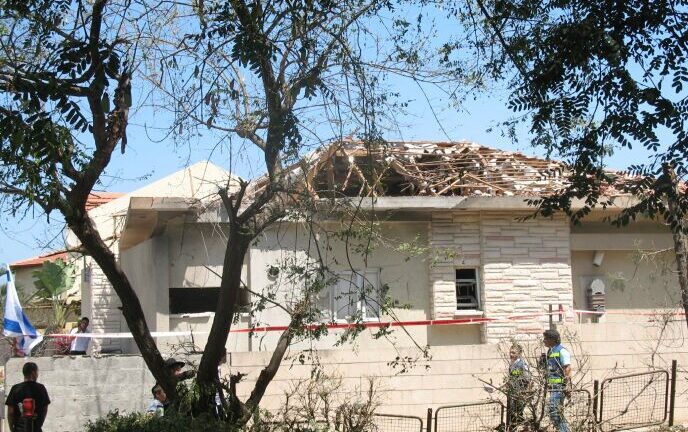 Orli Avior photographed the Cohen home in Ashkelon, which took a direct hit at 6:30am August 26.