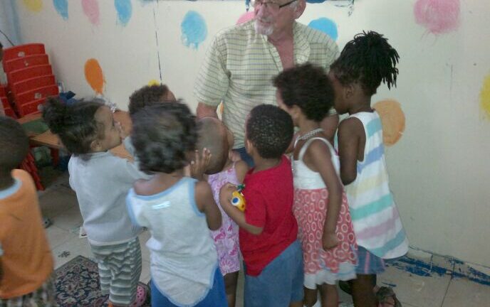 cap 1: ‘A moment of kindness’ with kids at Felicia’s daycare. Photo by Abigail Klein Leichman