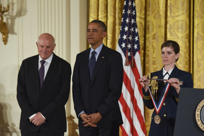 At a White House ceremony on November 20, 2014, President Obama honors Eli Harari with the National Medal of Technology and Innovation. Photo by Ryan K. Morris