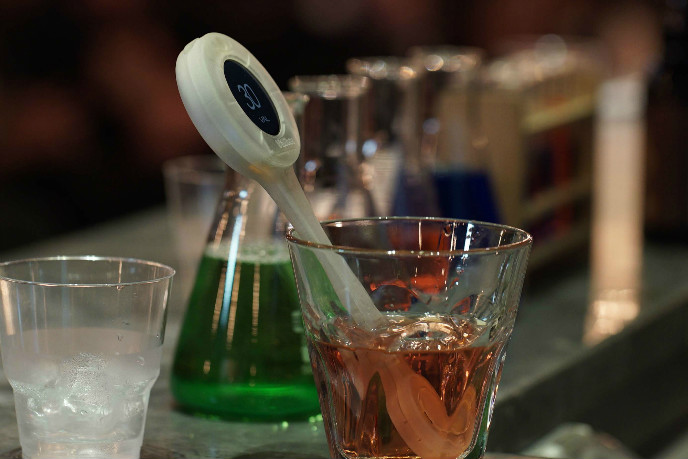 Valiber’s swizzle stick monitors the sweetness level of any food or drink.