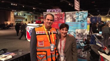 ISRAEL21c President Amy Friedkin with Eli Beer, founder of United Hatzalah, at the AIPAC conference in Washington.