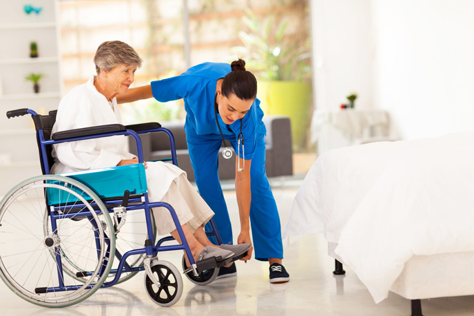 Immobility in hospital leads patients to discharge in worse condition. (Shutterstock.com)