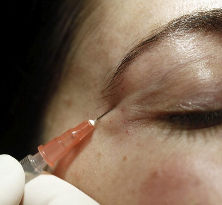: A Botox treatment at a Jerusalem salon. Photo by Uri Lenz/FLASH90