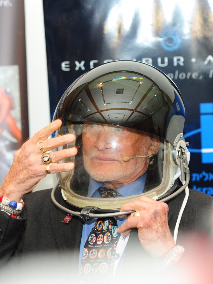 Buzz Aldrin at the International Astronautical Congress in Jerusalem
