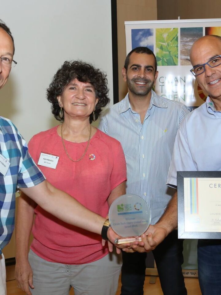 AseptoRay’s management accepting their award at the 2015 Cleantech Open finals in Tel Aviv. Photo via Facebook