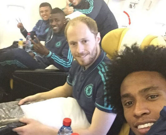 Brazil winger Willian posted an instagram photo with his teammates before en route to Israel.
