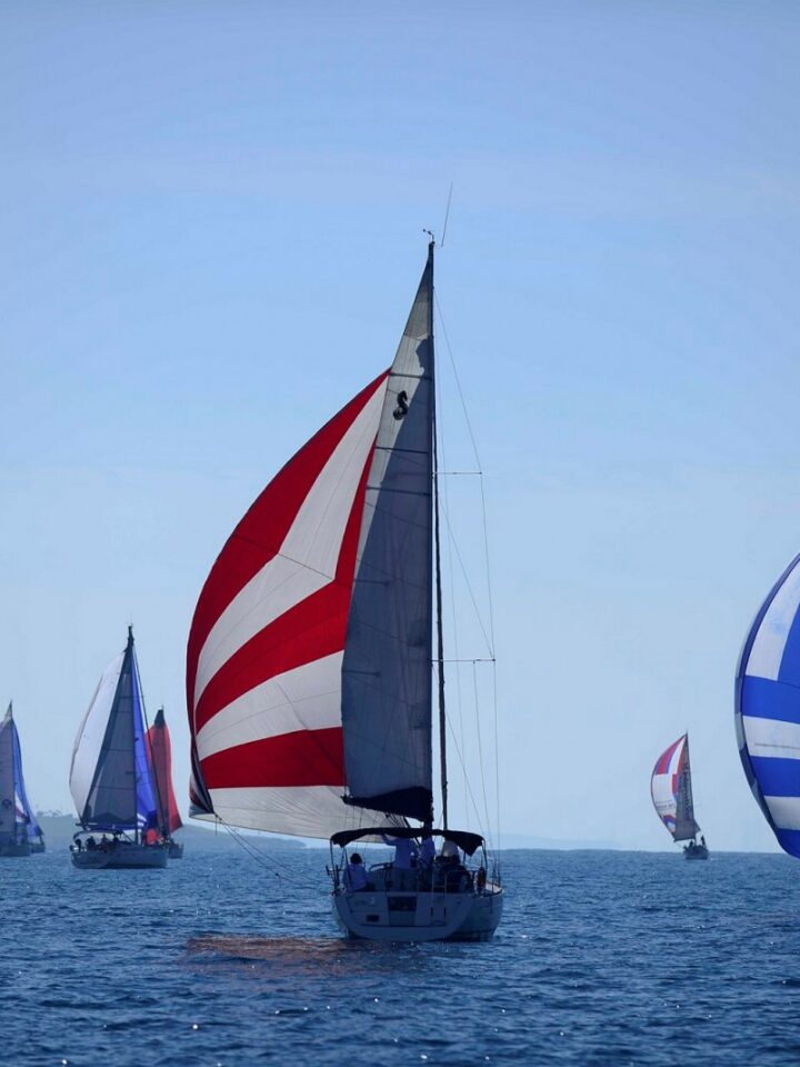 Sailing crews take part in the Israel Sailing Competition near Tel Aviv. Photo by Tomer Neuberg/Flash90