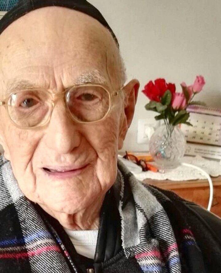 Yisrael Kristal of Haifa, possibly the oldest living person today. Photo via Wikimedia Commons