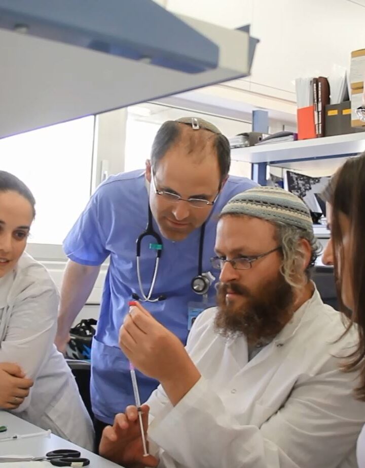 The BioDesign group that developed UCap, from left, Nitzan Guberman, Dr. Amir Orlev, Eliezer Keinan, Itay Monnickendam and Simi Hinden. Photo courtesy of Multimedia-The Hebrew University of Jerusalem