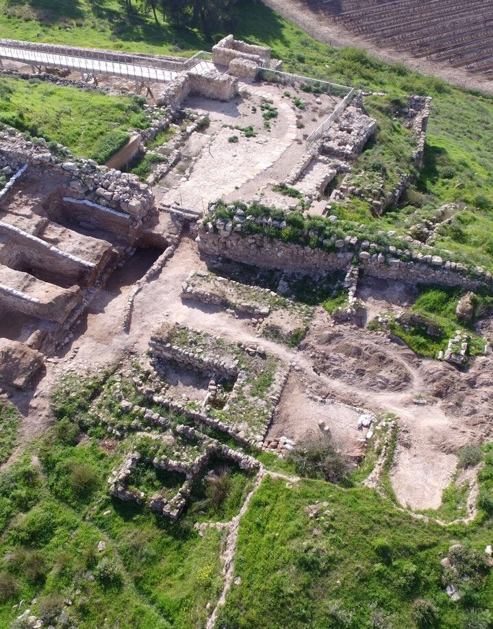 The Tel Lachish National Park and the exposed gate structure, left. Photo by Guy Fitoussi/Israel Antiquities Authority