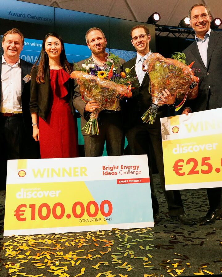 Geert van der Wouw, managing director of Shell Technology Ventures, second from left, with Shell and Neomatix executives at the awarding of first prize to Neomatix in the Shell Bright Energy Ideas Challenge in The Netherlands. Photo by Jiri Buller/AP images for Shell
