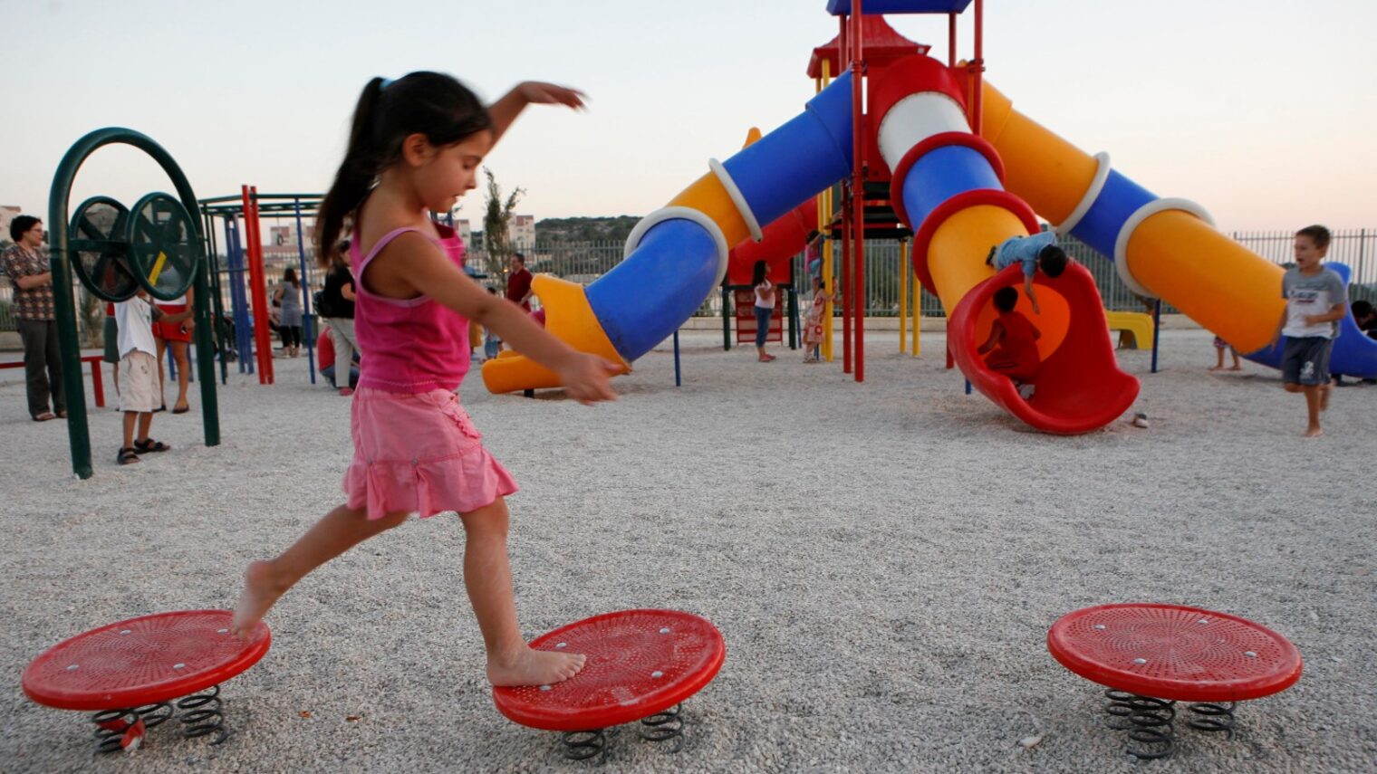 Israeli children are encouraged to play independently. Photo by Nati Shohat/FLASH90