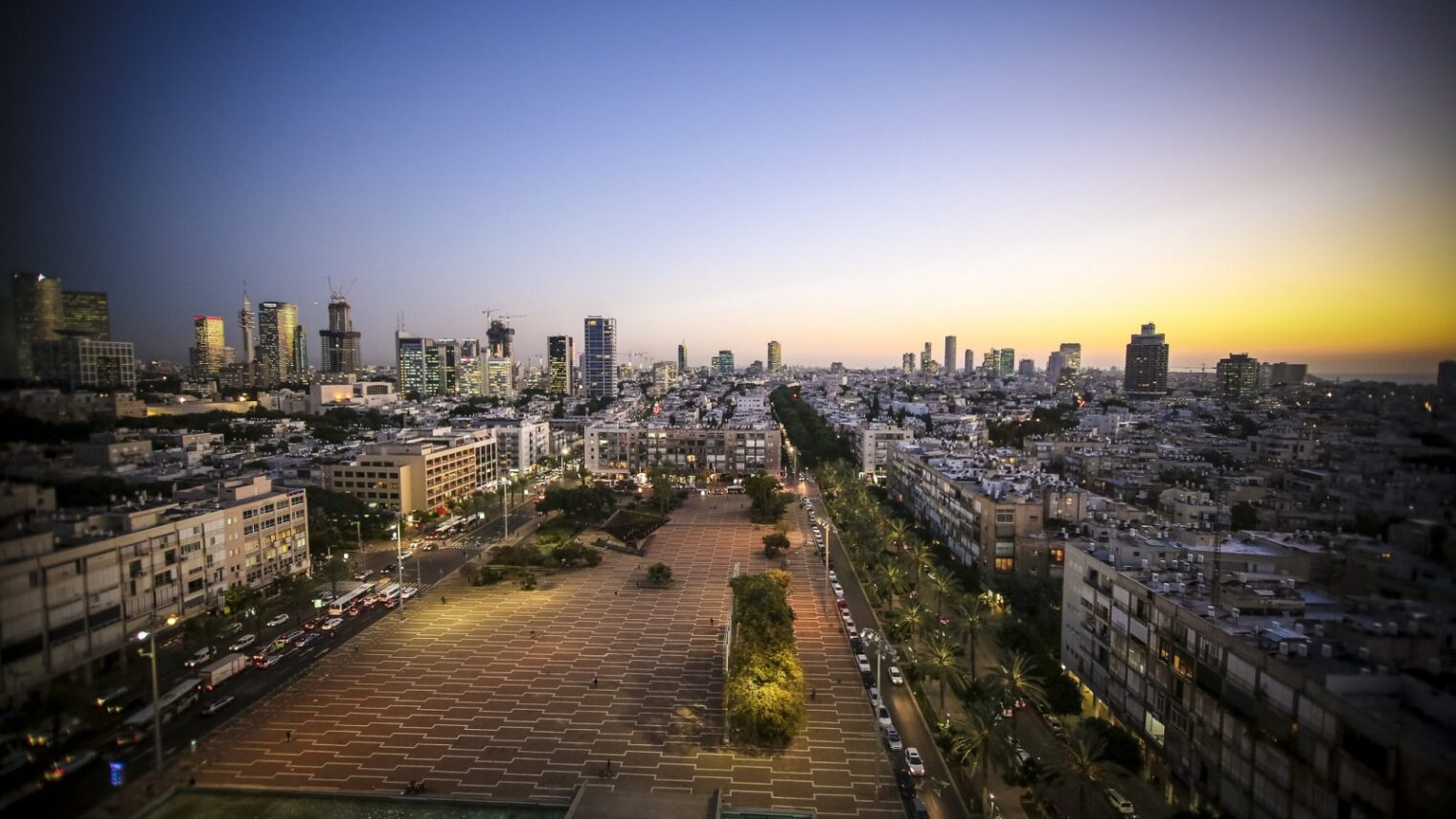 And others that look like this. The Tel Aviv skyline at dusk. Photo by Tel Aviv Municipality