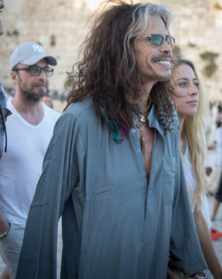 Steven Tyler, lead singer Aerosmith, at the Western Wall Plaza in Jerusalem as the band makes a tour stop in Israel for a concert, on May 15, 2017. Photo by Rob Ghost/FLASH90