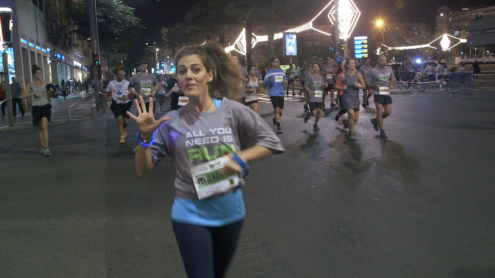 Kathy Cohen goes on the Tel Aviv Night Run. Photo: screenshot