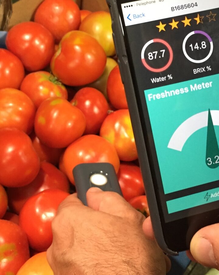 AclaroMeter uses external and internal data to grade fruit for ripeness and quality. Photo courtesy of AclarTech