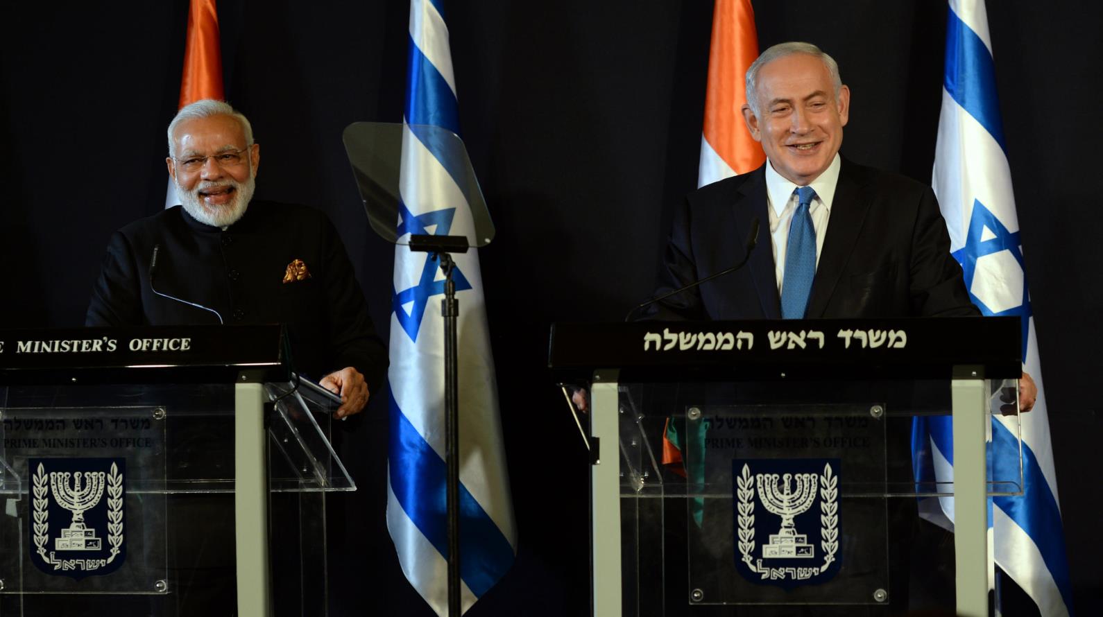 Indian Prime Minister Narendra Modi and Israeli Prime Minister Benjamin Netanyahu meet in Israel, July 2017. Photo by Haim Zach/GPO