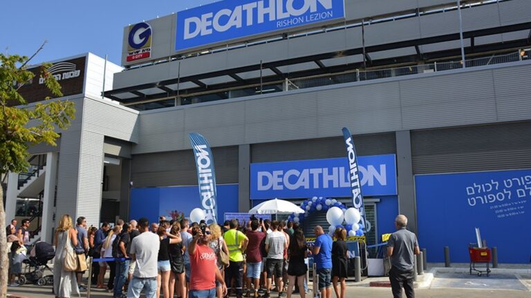 Decathlonâ€™s grand opening in Rishon LeZion, August 29, 2017. Photo by Antoine Boudet/Les Echos