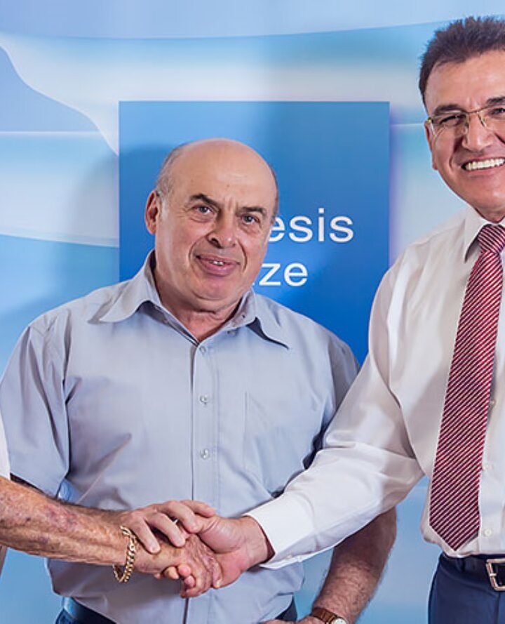 Philanthropist Morris Kahn, Chairman of the Genesis Prize Selection Committee Natan Sharansky and Ziv Medical Center Director-General Dr. Salman Zarka. Photo courtesy of the Genesis Prize Foundation