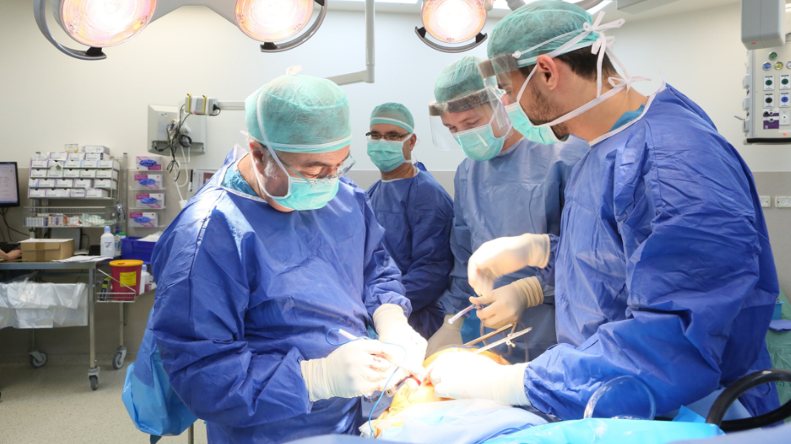 Dr. Daniel Levin doing a hip replacement using MP-1 at Rambam Health Care Campus, Haifa. Photo by Piotr Felter