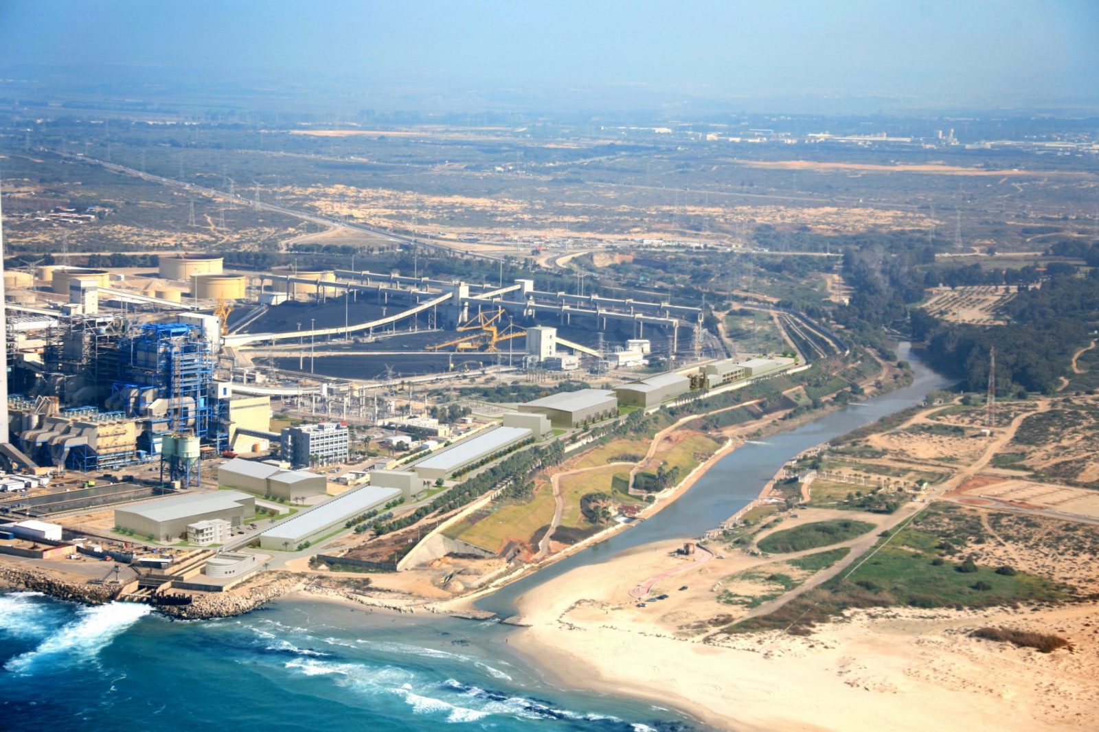 IDE Technologies launches 
the Hadera Desalination Facility. Photo courtesy IDE Technologies