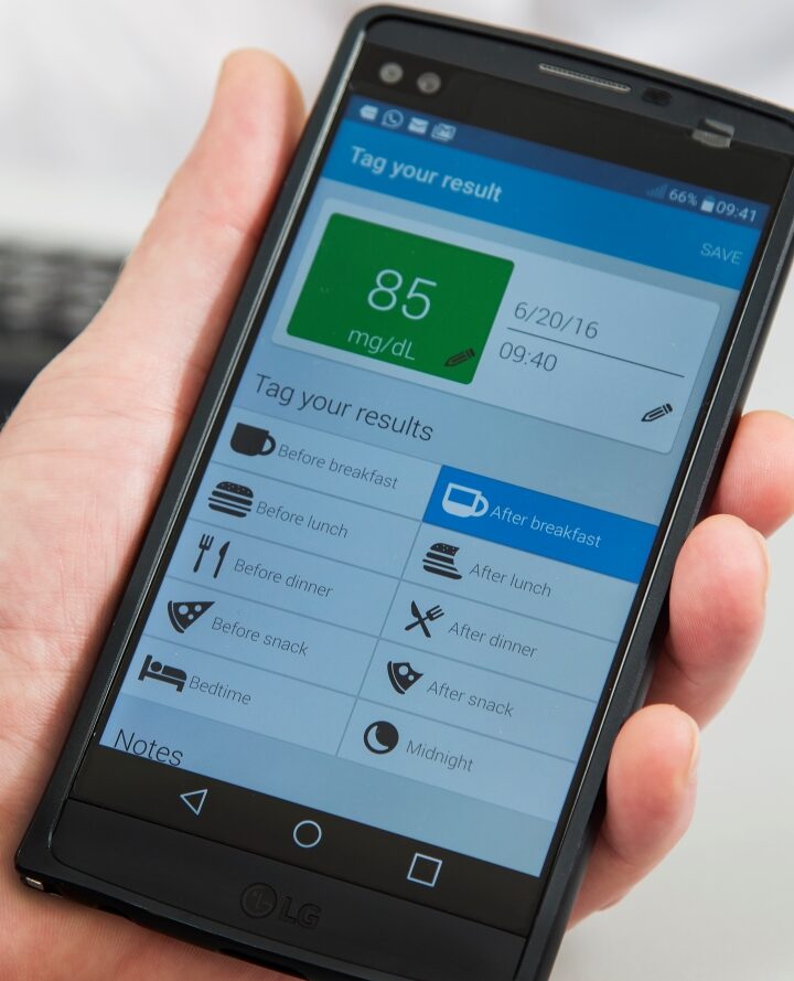 GlucoMe’s blood-glucose monitor and app. Photo: courtesy