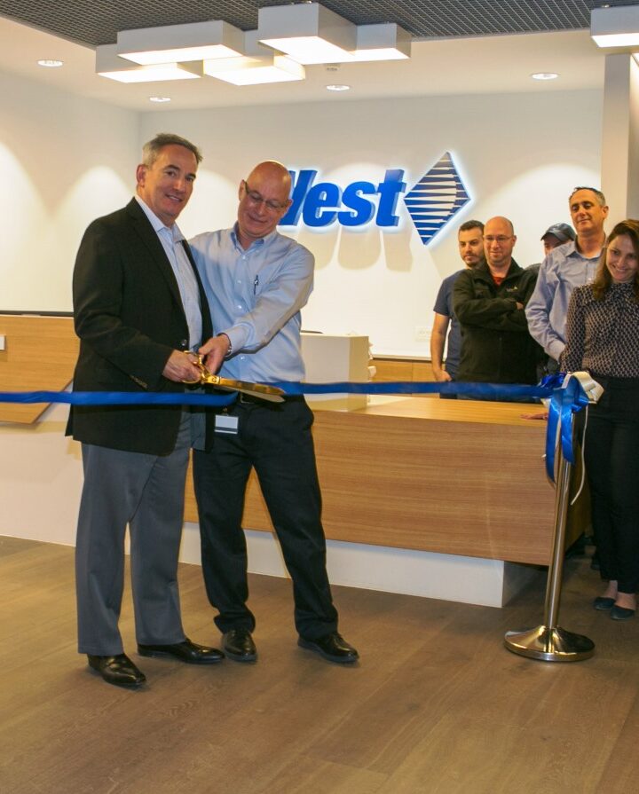 Ribbon-cutting ceremony for West Pharmaceuticals’ new Israeli Innovation and Technology Center, February 2018. Photo: courtesy