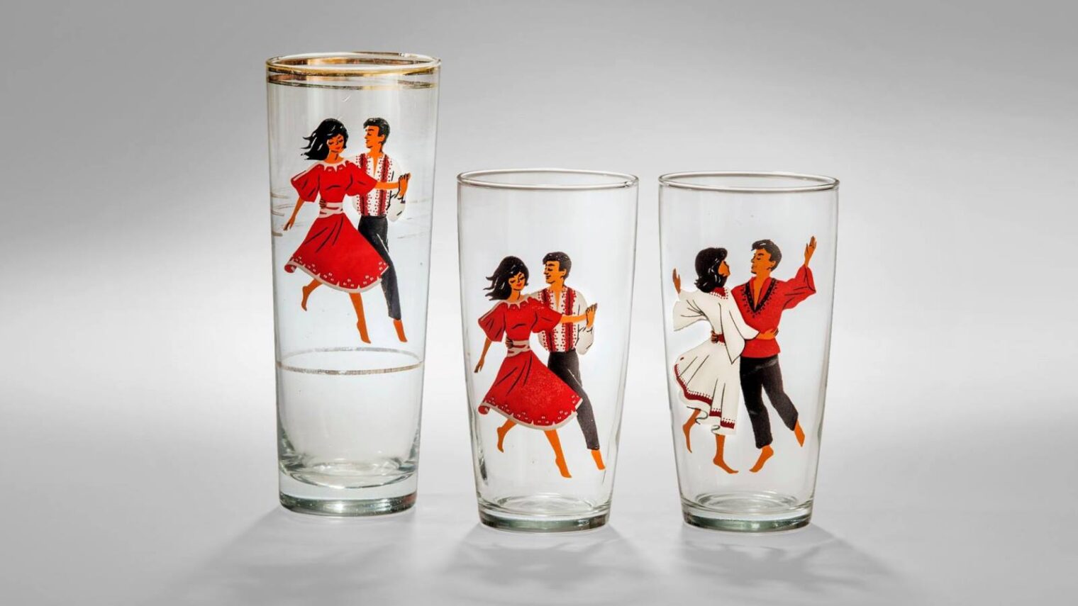 Glasses imprinted with images of Israeli dancers. Photo by Leonid Pedrol