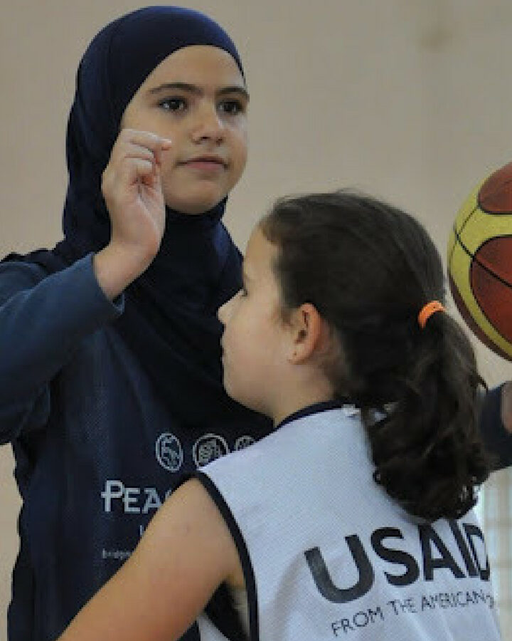 PeacePlayers Middle East members spend time practicing basketball and teambuilding skills. Photo: courtesy