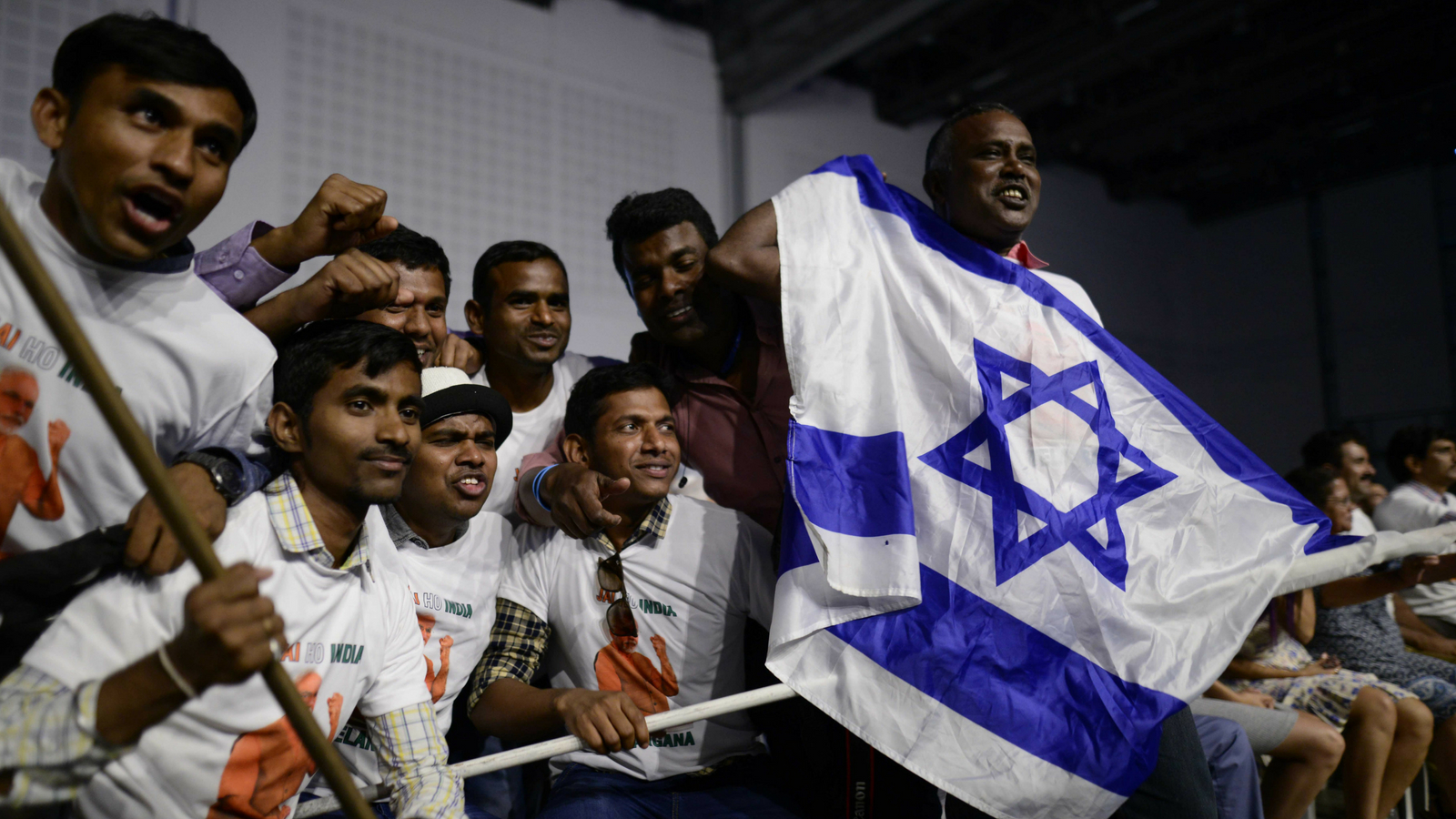 Members of the Indian community in Israel celebrating 25 years of Israel-India relations during the official visit of Indian Prime Minister Narendra Modi in Tel Aviv in July 2017. Photo by Tomer Neuberg/FLASH90