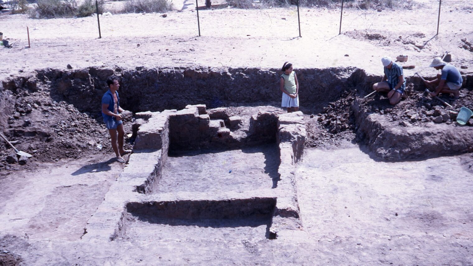 In 1965, a preliminary excavation in Holon’s Jessy Cohen neighborhood revealed settlement from the Chalcolithic period to the Late Bronze Age. Photo by Yariv Shapira
