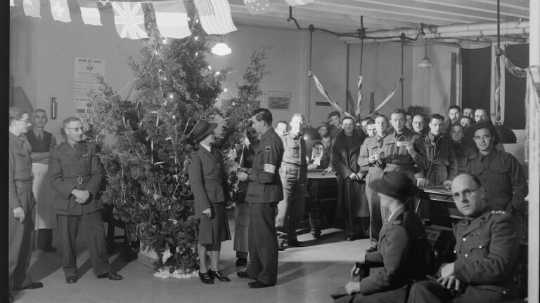 Military YMCA Christmas dinner at the Australian Club dining hall, possibly Jerusalem. Photo courtesy of Matson Photo Service
