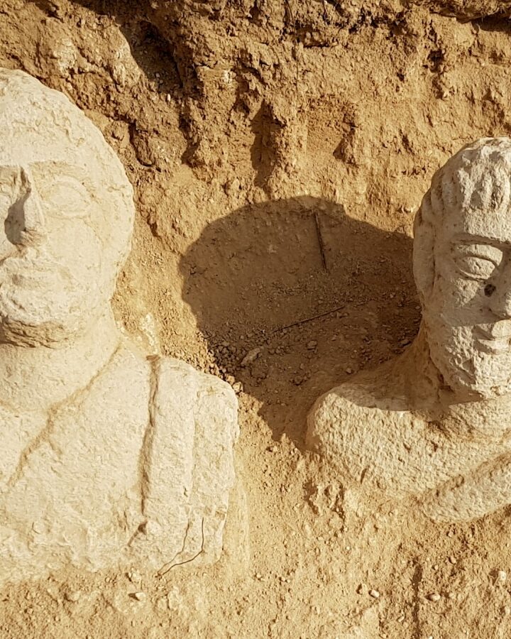 The two statues uncovered in Beit She’an. Photo by Eitan Klein/Israel Antiquities Authority