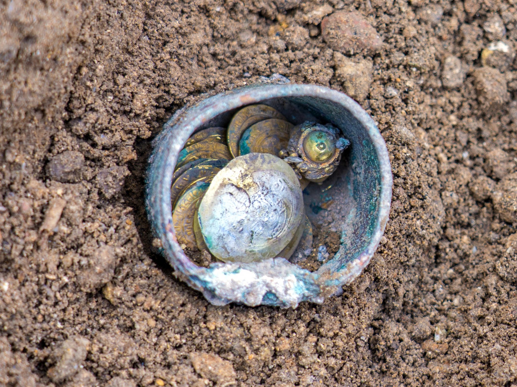 The rare cache found on site. Photo by Yaniv Berman, courtesy of the Caesarea Development Corporation