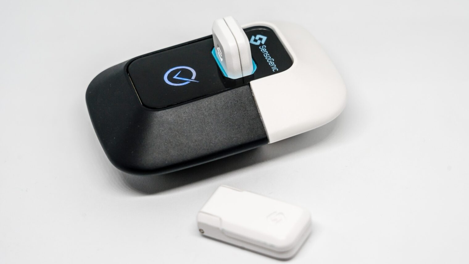 The prototype SensoGenic device and disposable pads for food-allergy detection. Photo: courtesy