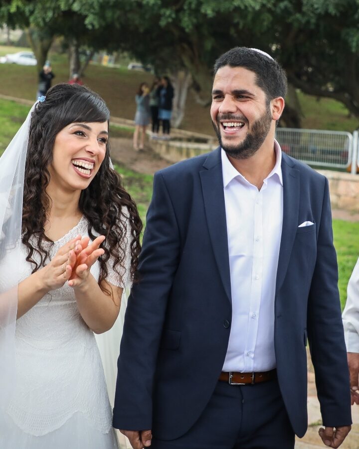 Hananel Even Hen and Shiran Habush got married March 15 in a public park after their wedding at event hall was cancelled due to new regulations to prevent the spread of coronavirus. Photo by Gershon Elinson/Flash90