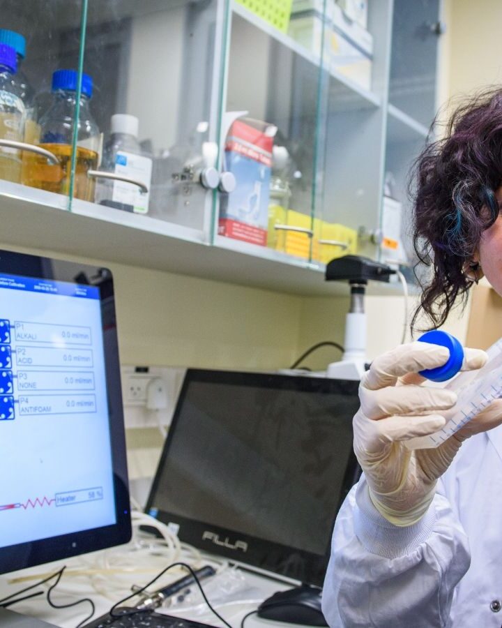 Dr. Nadia Grozdev working on vaccine for the coronavirus at the Migal Galilee Research Institute in Kiryat Shmona, March 5, 2020. Photo by Basel Awidat/Flash90
