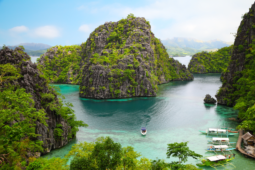 Aquarius Engines and Nokia’s partnership will first roll out generators to off-grid islands in the Philippines. Photo by Shutterstock