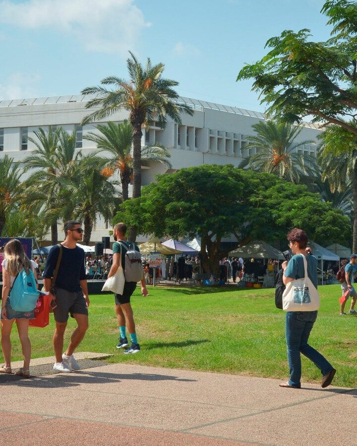 Students at the Tel Aviv University on the first day of the new academic year, October 2018. Photo by FLASH90