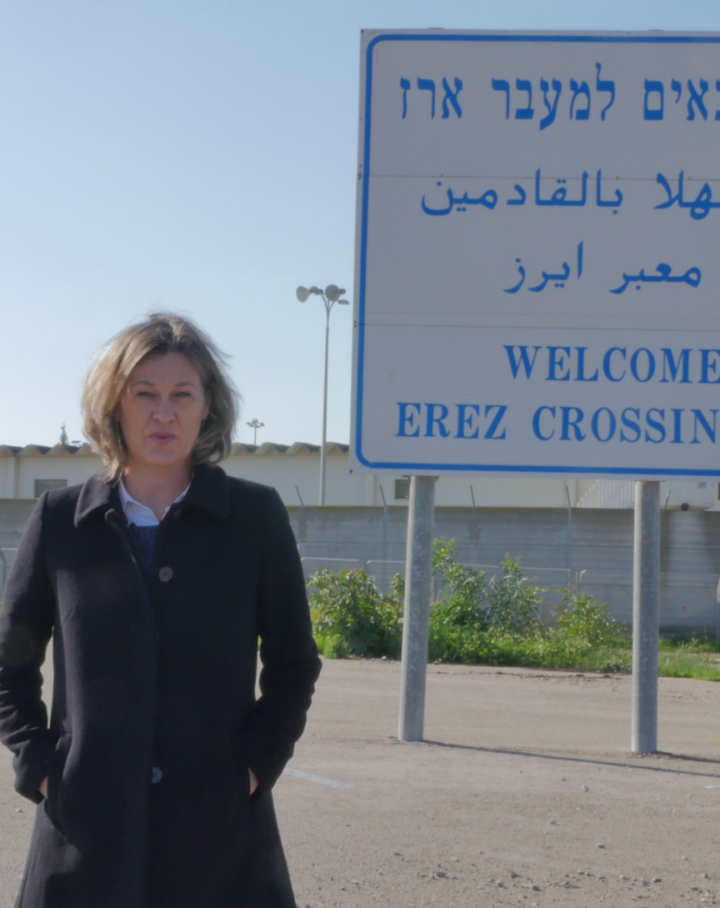 ISRAEL21c Editor and Israel Director, Nicky Blackburn, on assignment on the border with Gaza in January this year. Photo courtesy