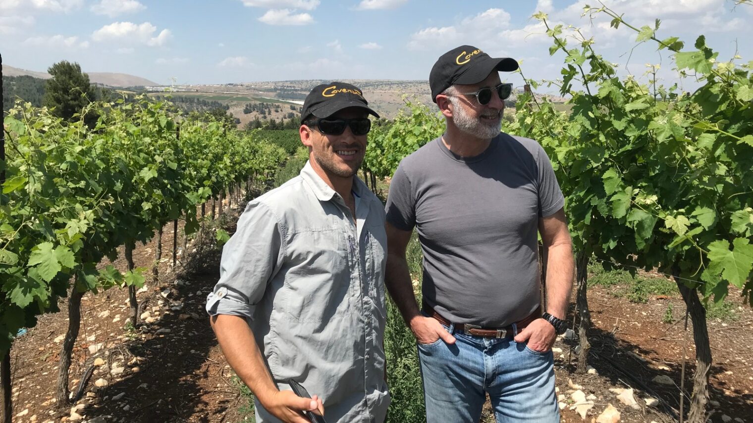 Covenant winemaker Ari Erle, left, and founder Jeff Morgan in an Israeli vineyard. Photo courtesy of Covenant Winery