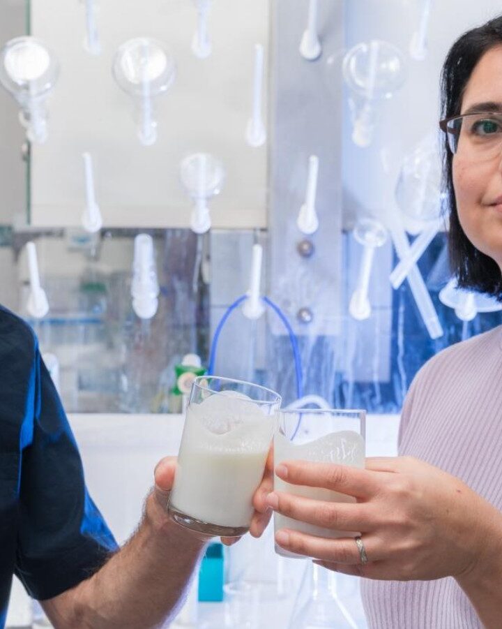 Ben-Gurion University of the Negev Prof. Raz Jelinek and PhD student Orit Malka with their probiotic yogurt in a BGU lab. Photo by Dani Machlis