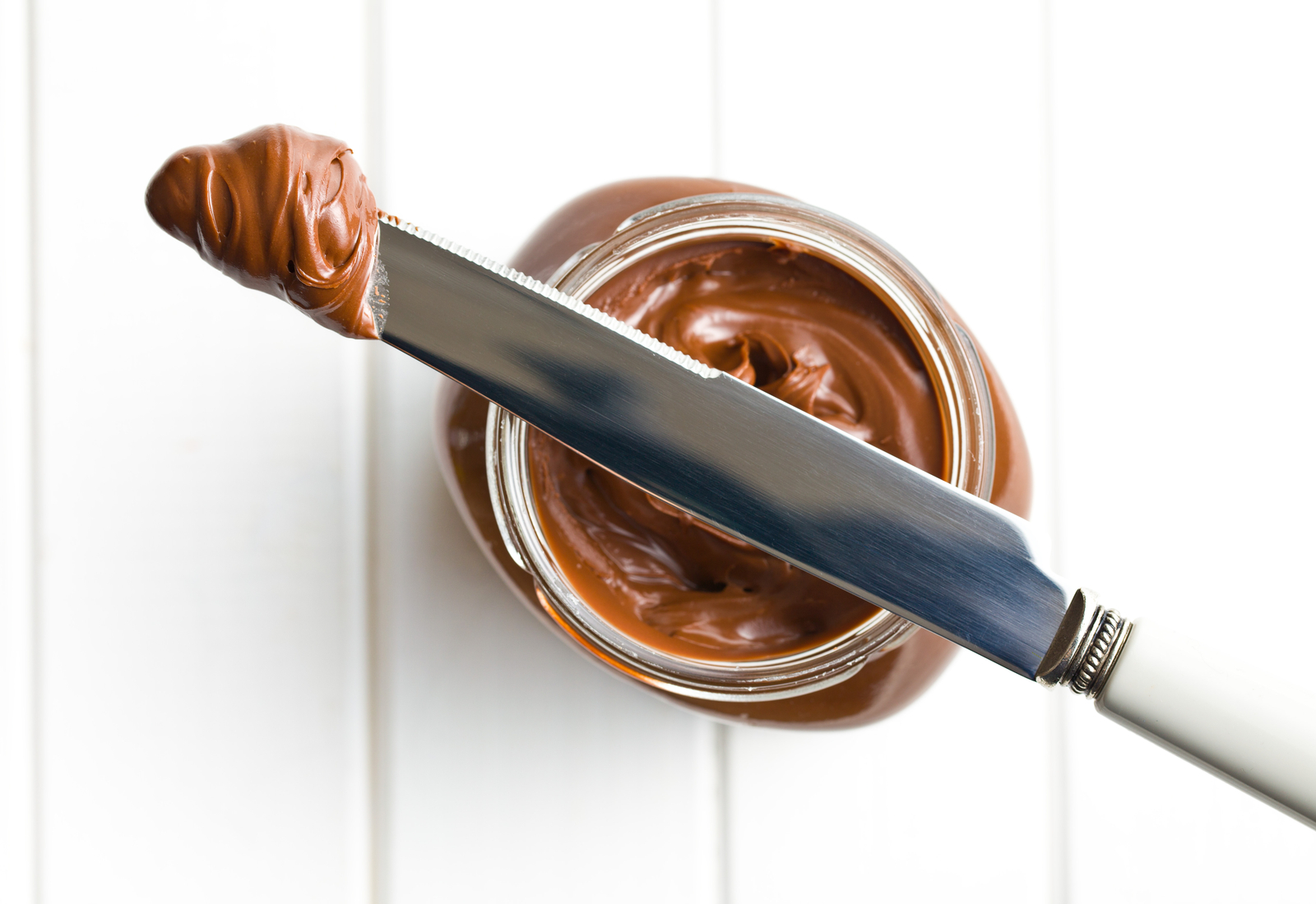 DouxMatok’s Incredo Sugar-based chocolate spreads hit the shelves in the United States. Photo by Jiri Hera via Shutterstock.com